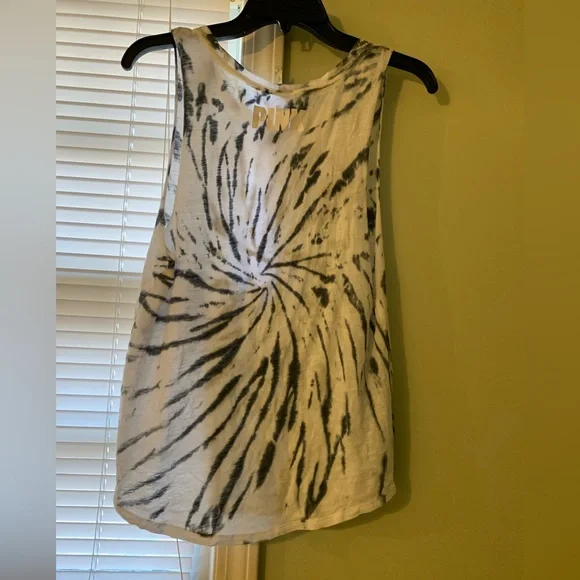 COPY - Victoria’s Secret PINK: NWOT Tie Dye tank top - Picture 4 of 7